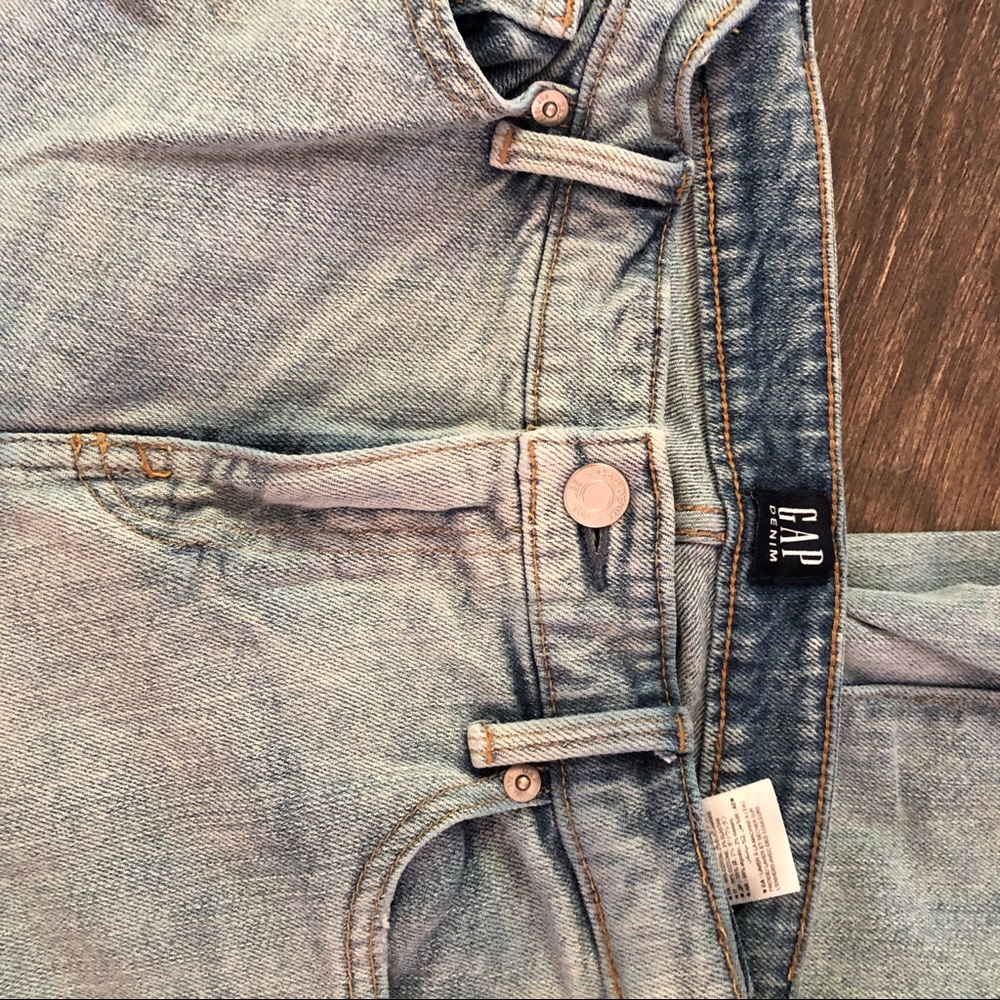 GAP BOYFRIEND JEANS